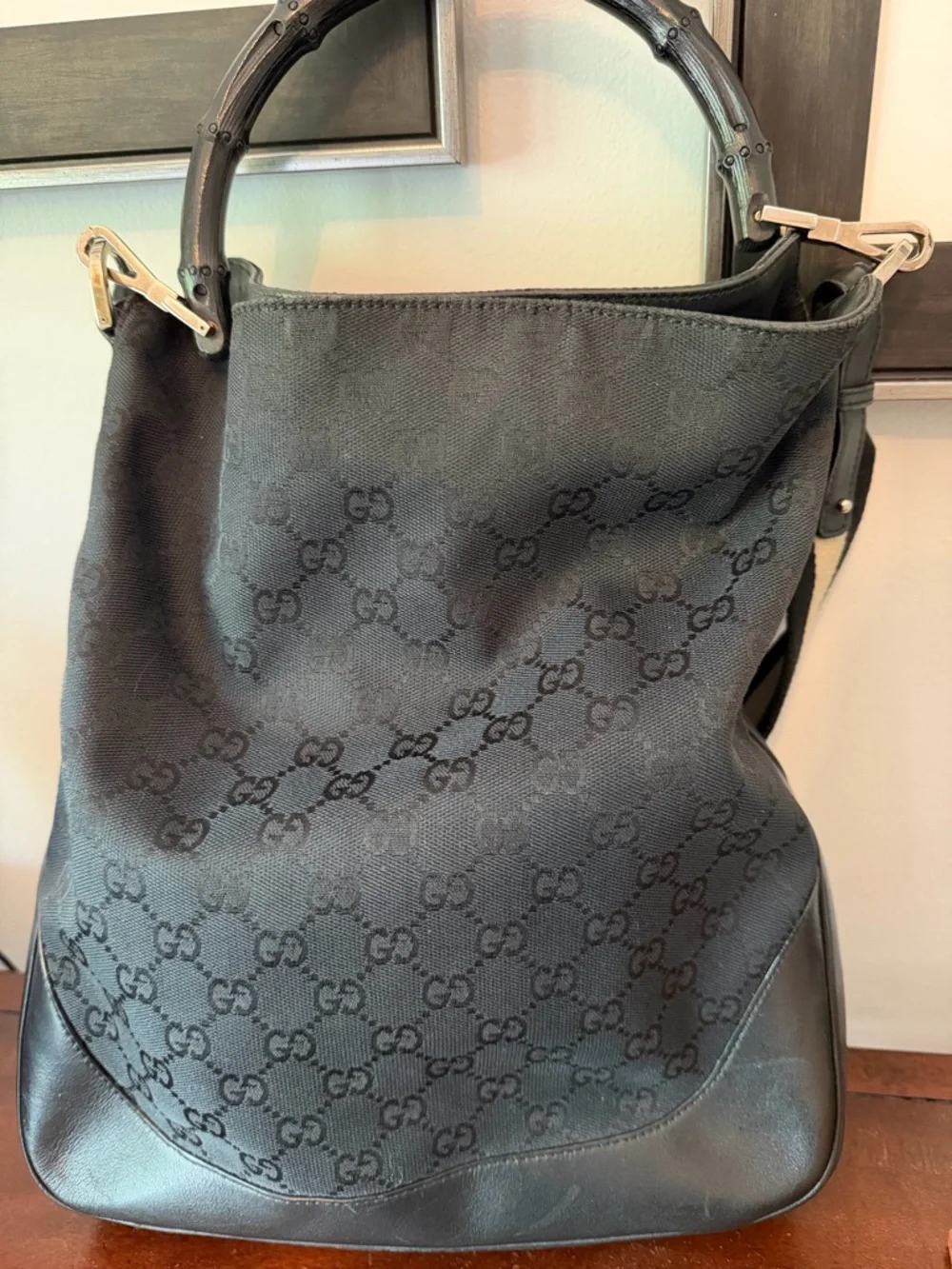 Gucci Black Monogram Hobo Shoulder Bag - Picture 6 of 7